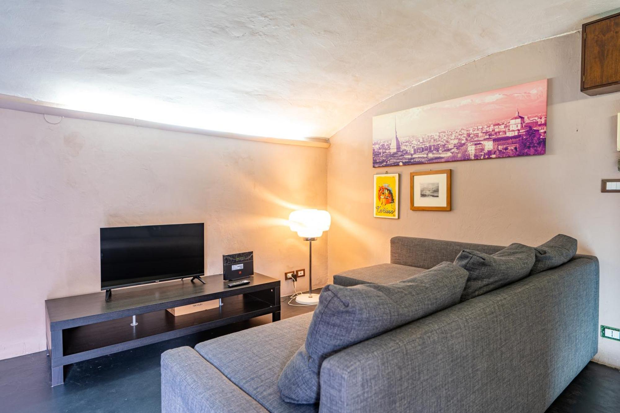 Loft Verga, Cuore E Stile In Centro A Turin